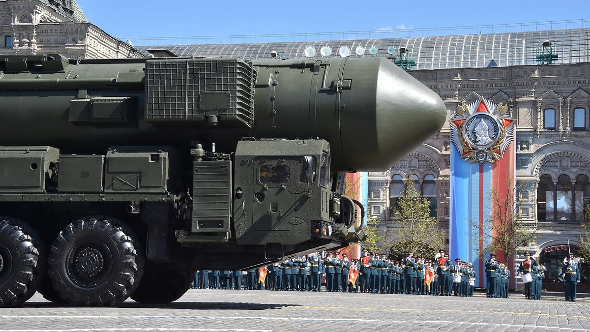 Ядерный срыв: как конец договора СНВ-3 повлияет на гонку вооружений между Россией и США