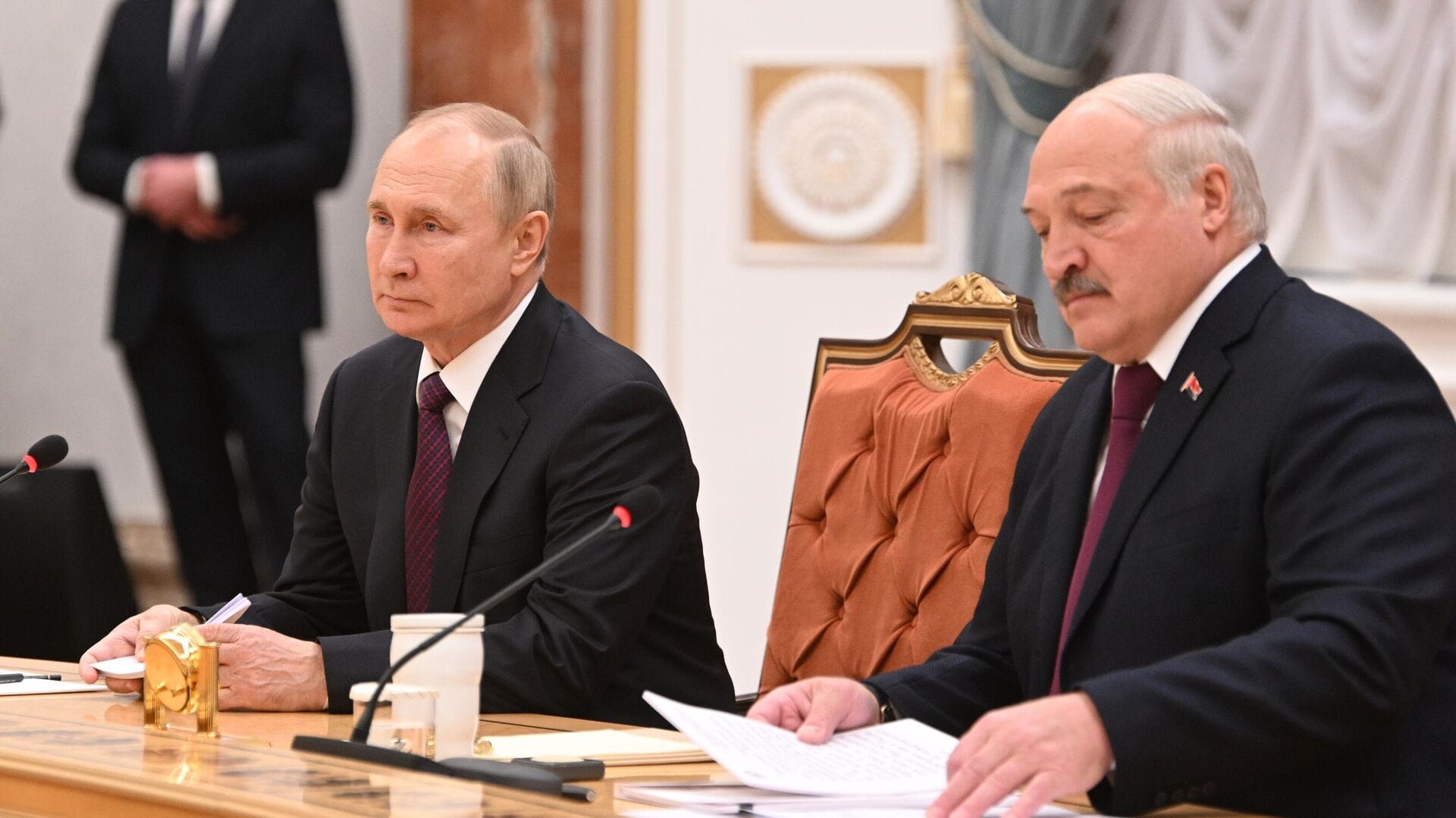 Путин и Лукашенко договорились продолжать совместные военные учения и работать над созданием и производством военной техники